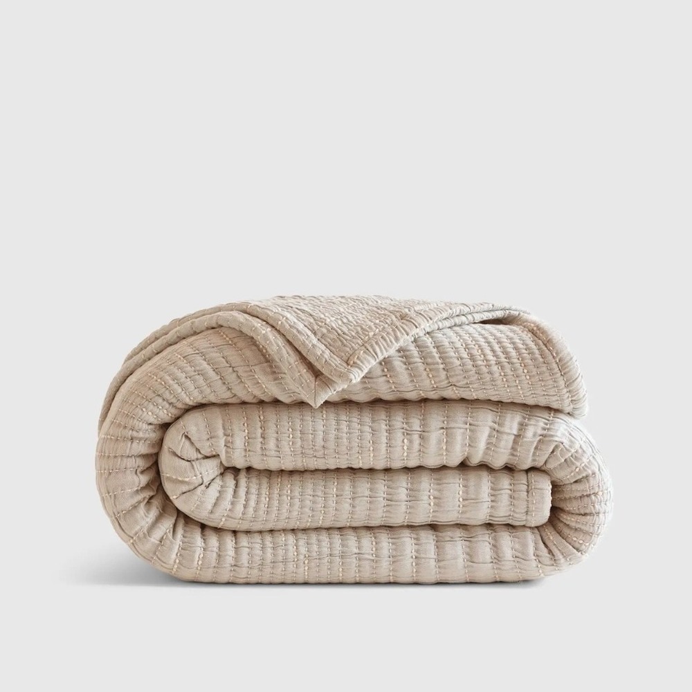 Quince NWT Organic Cotton Channel Stitch Coverlet Sand- King/Cal King